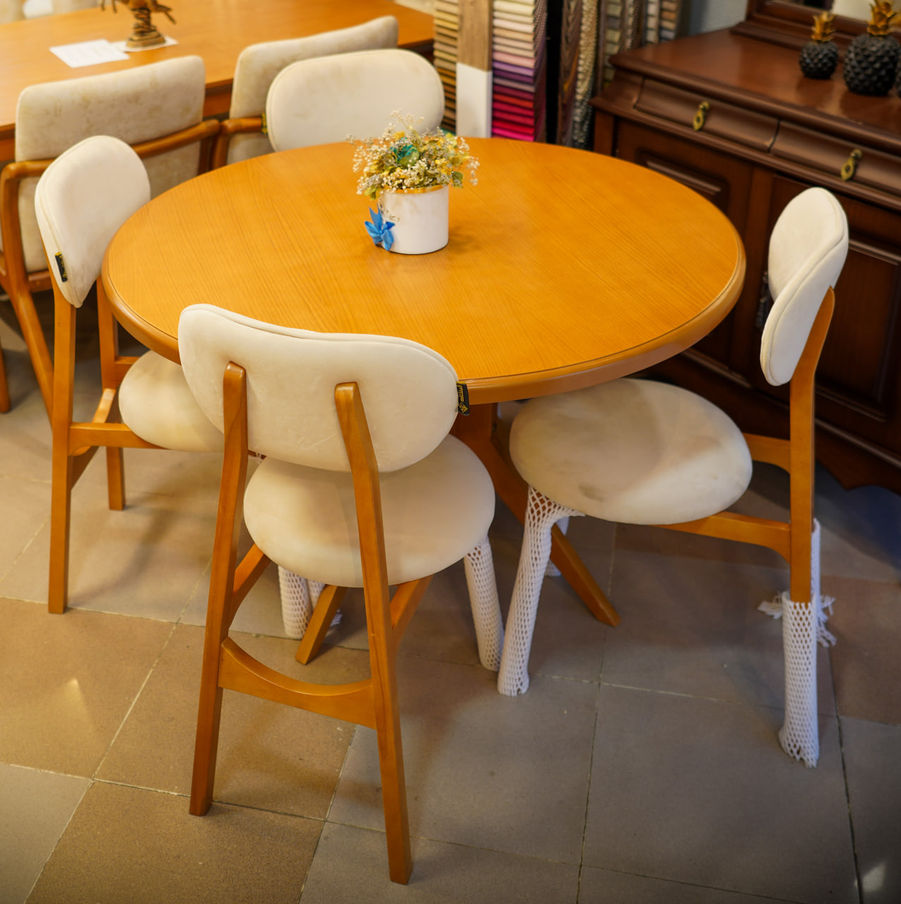 میز و صندلی آرن